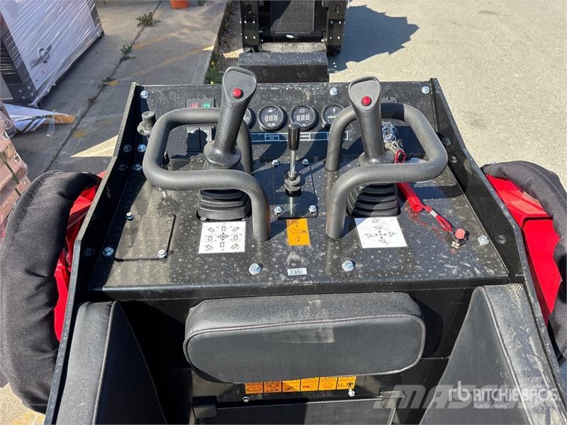 SDLOOL SL-V1000 Mini Compact Track Loader (Unused) スキッドステアローダー