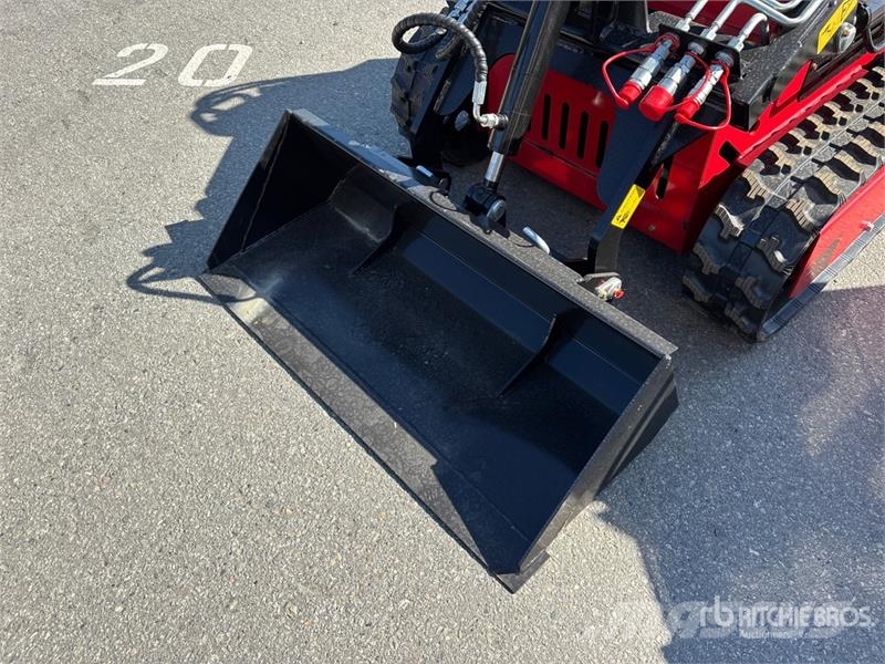 SDLOOL SL380 Kompaktlaadurid