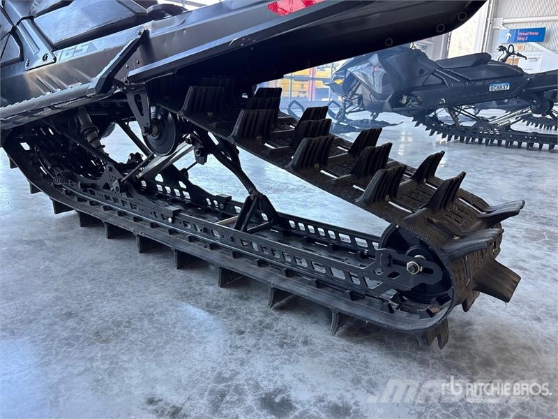 Ski-doo Summit X 850 Turbo 165 Snowmobile Moottorikelkat