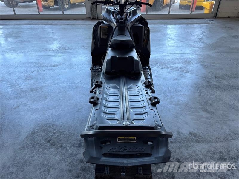 Ski-doo Summit X Expert 850 Turbo 165 Snowmobile Schneemobile