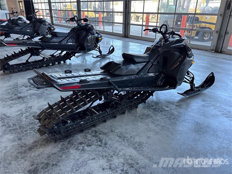 Ski-doo Summit X Expert 850 Turbo 165 Snowmobile Schneemobile