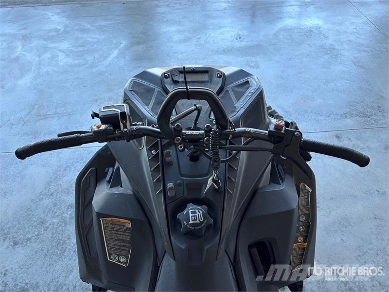 Ski-doo Summit X Expert 850 Turbo 165 Snowmobile Schneemobile