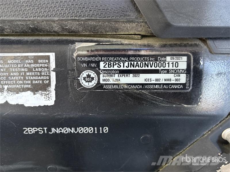 Ski-doo Summit X Expert 850 Turbo 165 Snowmobile Schneemobile