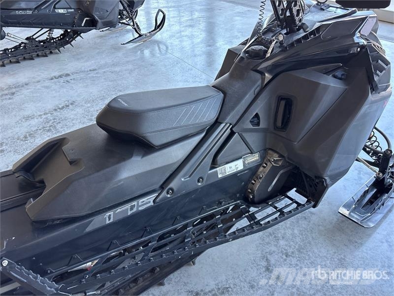 Ski-doo Summit X Expert 850 Turbo 175 Snowmobile Schneemobile