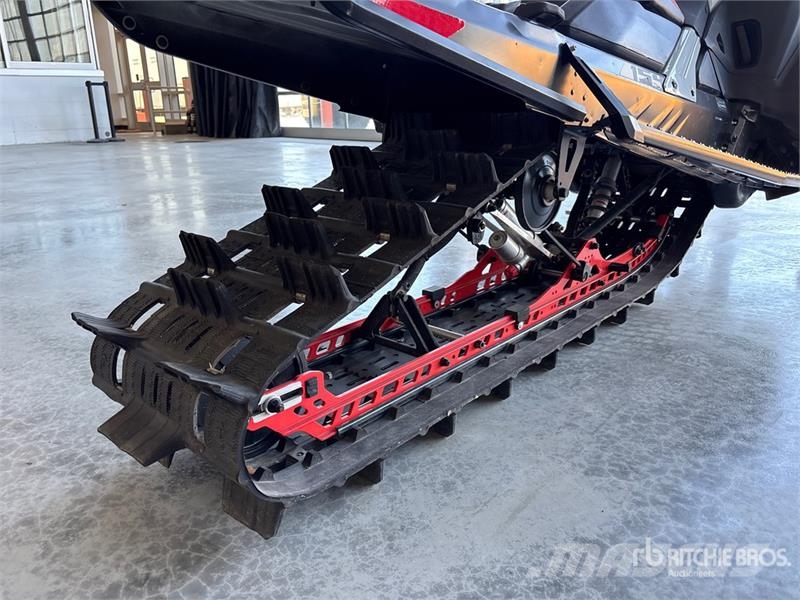 Ski-doo Summit X Expert 850 Turbo 154 Snowmobile Moottorikelkat