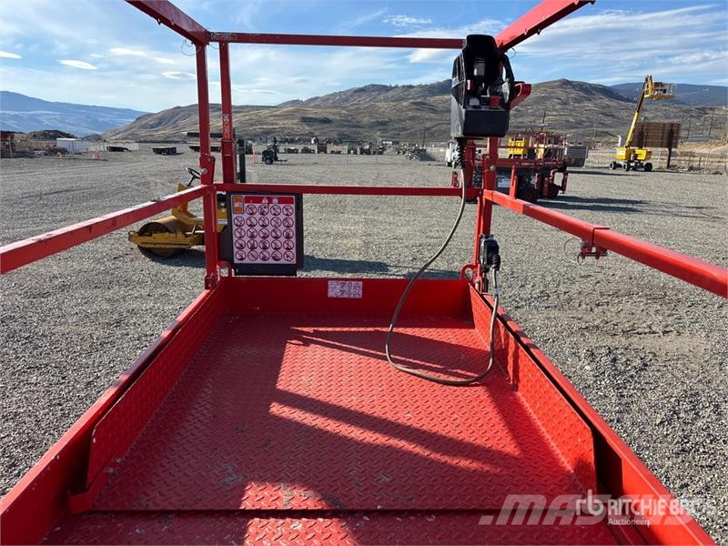 SkyJack SJ4726A Electric Scissor Lift Makasli platformlar