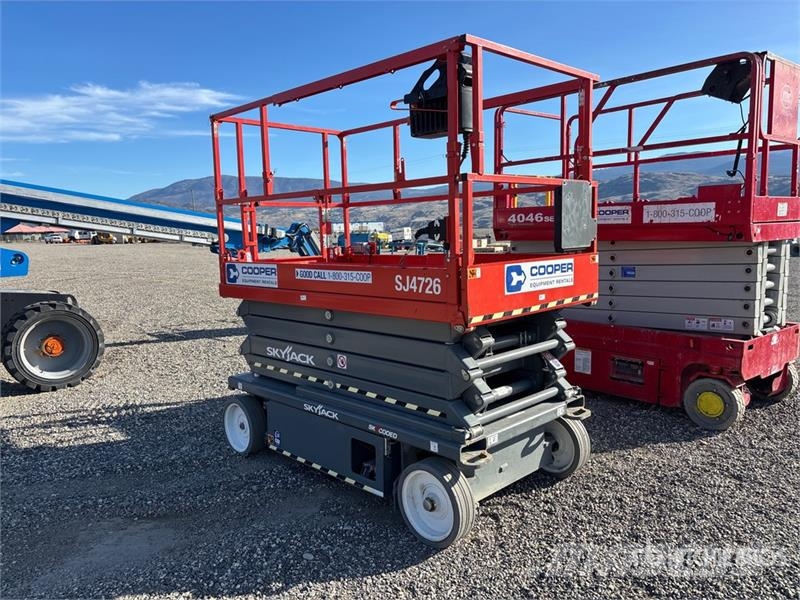 SkyJack SJ4726A Electric Scissor Lift Makasli platformlar