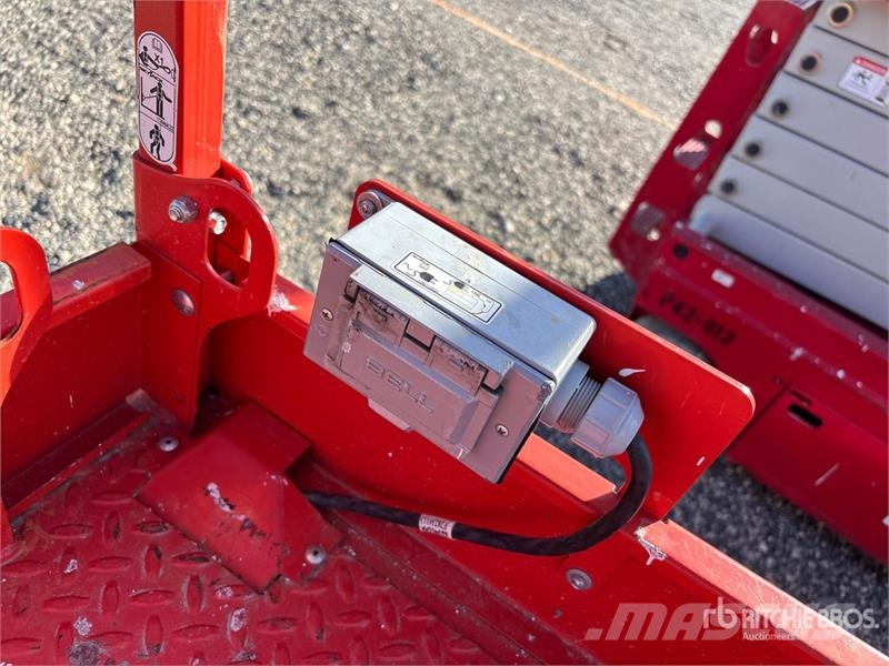 SkyJack SJ4726A Electric Scissor Lift Makasli platformlar