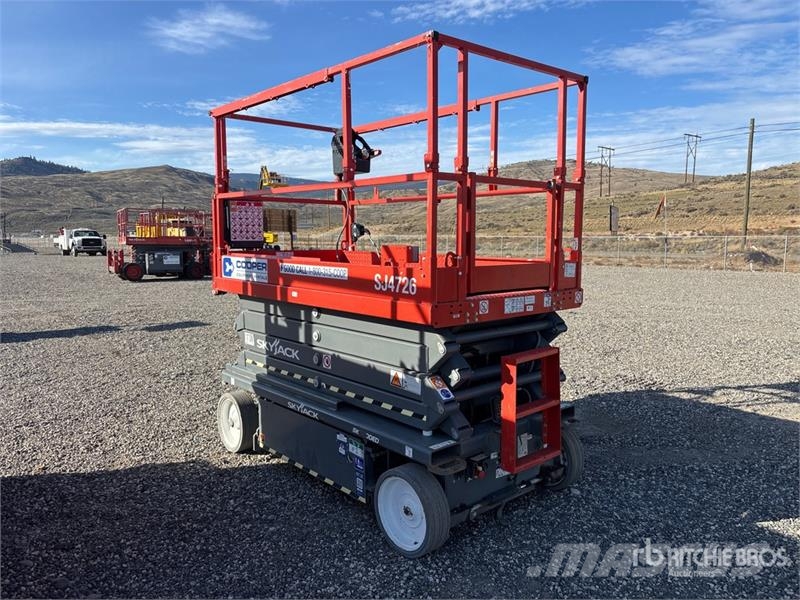 SkyJack SJ4726A Electric Scissor Lift Makasli platformlar