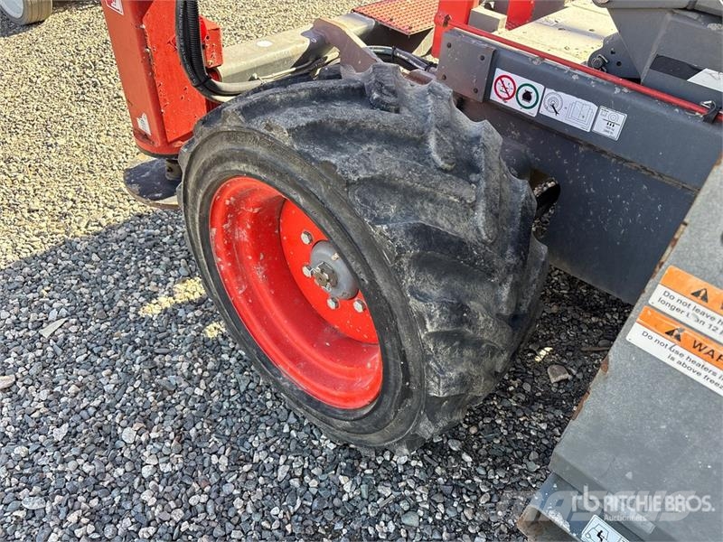 SkyJack SJ6832 RT Makasli platformlar