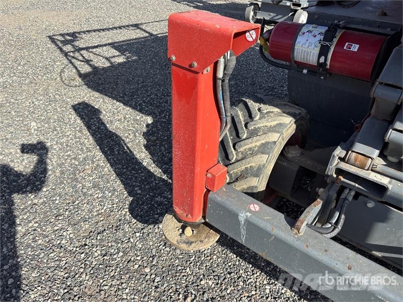 SkyJack SJ6832 RT Makasli platformlar