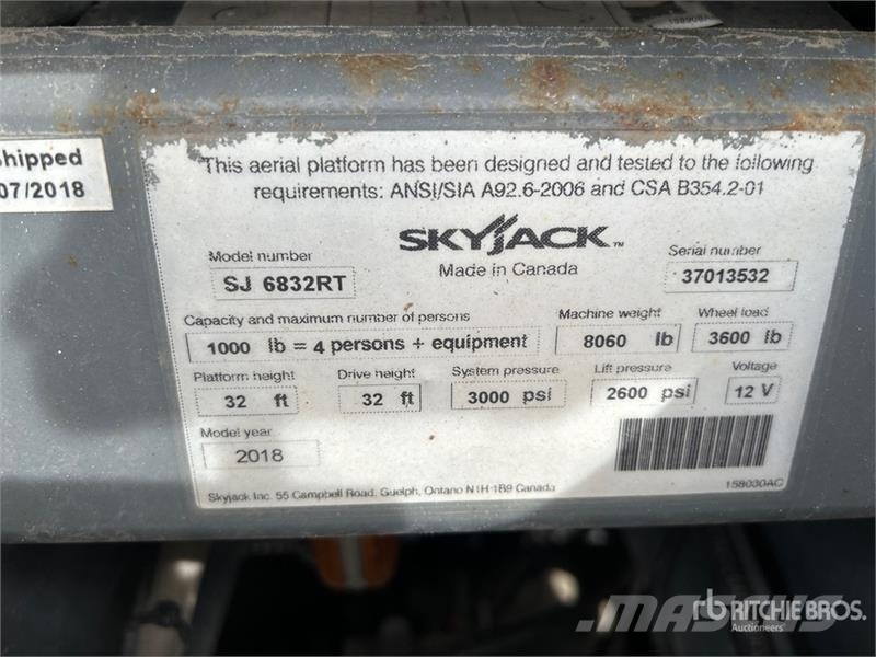 SkyJack SJ6832 RT Ollós emelők