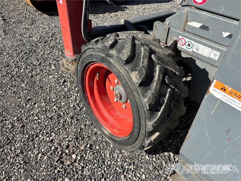 SkyJack SJ6832 RT Makasli platformlar