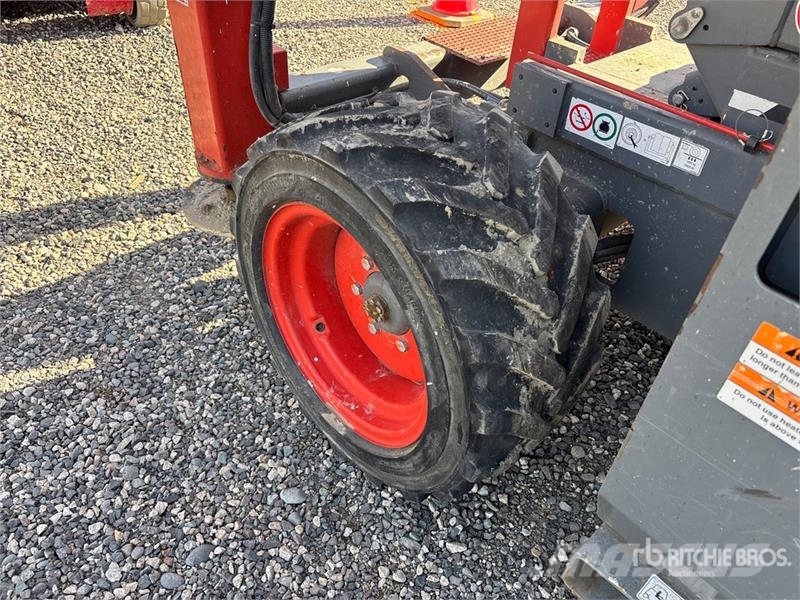 SkyJack SJ6832 RT Makasli platformlar