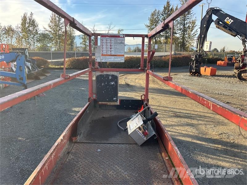 SkyJack SJIII3226 Electric Scissor Lift Scissor lifts