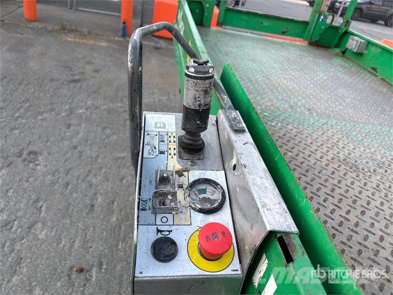 SkyJack SJIII4740 Electric Scissor Lift Plataformas tijera