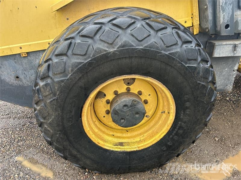  Smooth Drum Compactor Enojni valjarji