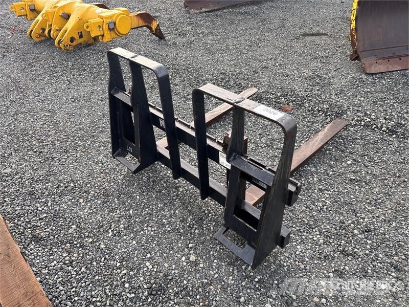 SMS TL6CR/TL8CR 48 in Skid Steer Forks Çatallar