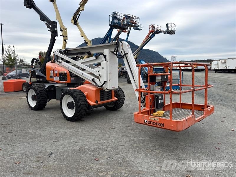 Snorkel A46JRT 4WD Diesel Articulating Boom Lift Kĺbové plošiny