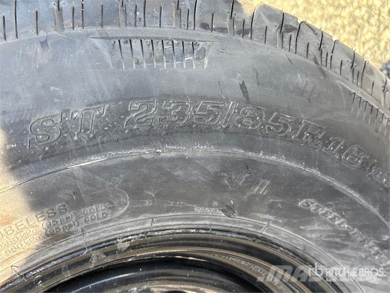  Southland LBAT7-416 12485 lb 23 ft T/A Tilt Deck T لوادر منخفضة