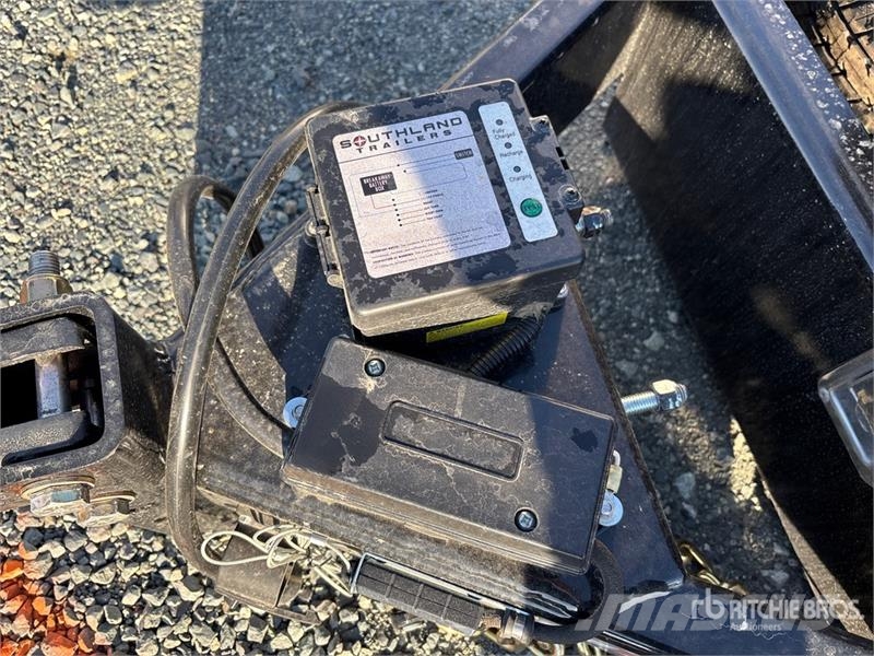 Southland LBAT7-616 12324 lb 23 ft T/A Tilt Deck T Низкорамные прицепы