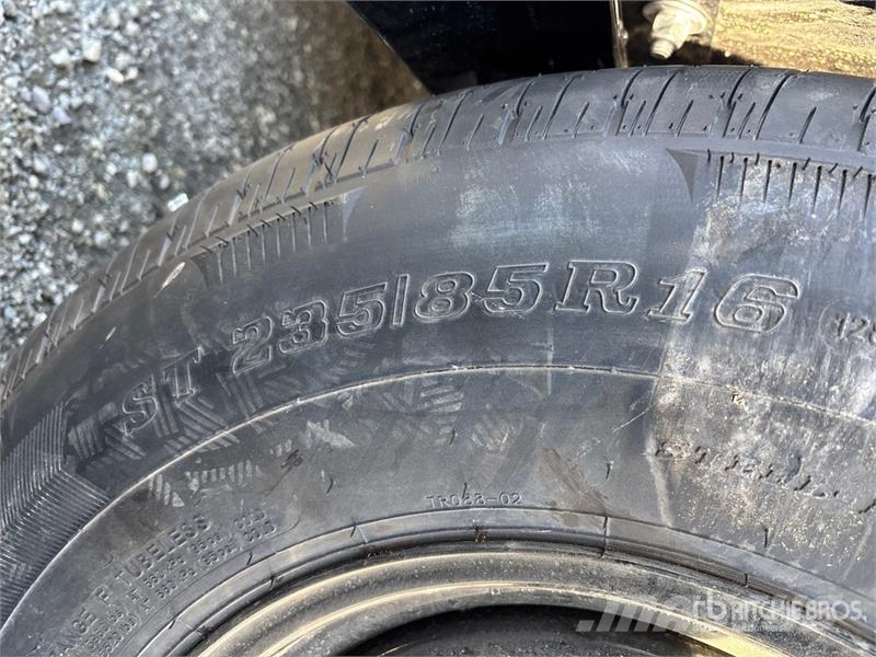 Southland LBAT8-416 13803 lb 23 ft T/A Tilt Deck T Низкорамные прицепы