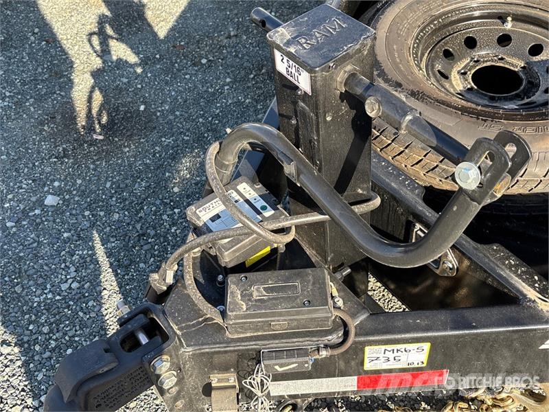 Southland LBAT8-416 13803 lb 23 ft T/A Tilt Deck T Низкорамные прицепы
