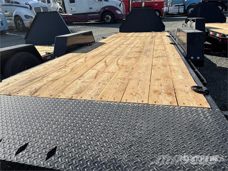  Southland LBAT8-616 13653 lb 23 ft T/A Gooseneck T لوادر منخفضة