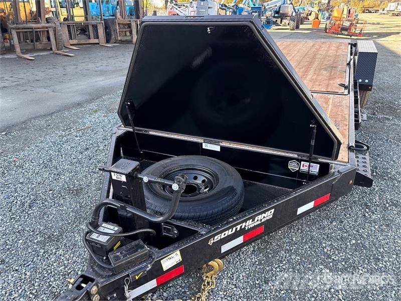 Southland LBAT8-616 13653 lb 23 ft T/A Tilt Deck T Низкорамные прицепы