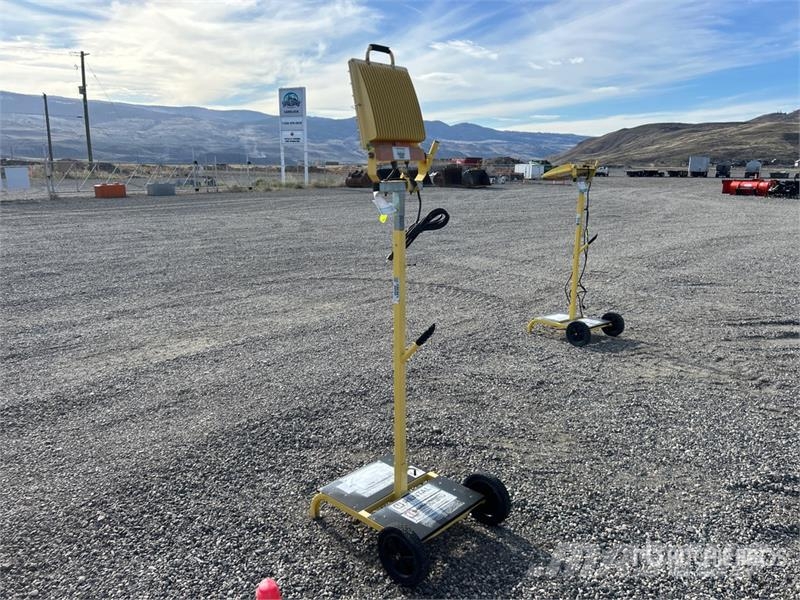 SOUTHWIRE 7309 Light Stand Gradbeništvo - drugo