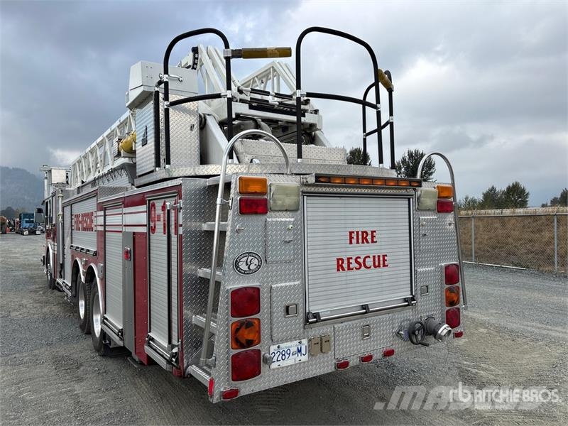 Spartan Motors Chassis Gladiator 6x4 Fire Truck Wozy strażackie