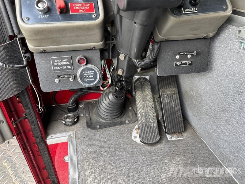 Spartan Motors Chassis Gladiator 6x4 Fire Truck Wozy strażackie
