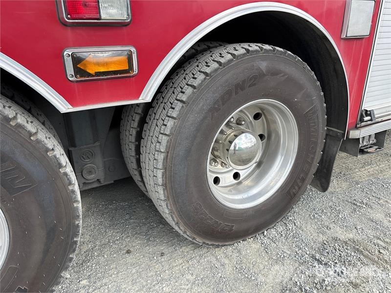 Spartan Motors Chassis Gladiator 6x4 Fire Truck Wozy strażackie