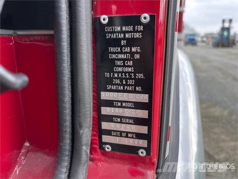 Spartan Motors Chassis Gladiator 6x4 Fire Truck Wozy strażackie