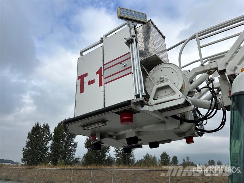 Spartan Motors Chassis Gladiator 6x4 Fire Truck Wozy strażackie
