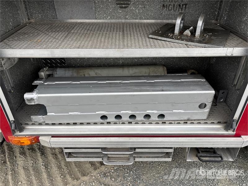 Spartan Motors Chassis Gladiator 6x4 Fire Truck Wozy strażackie