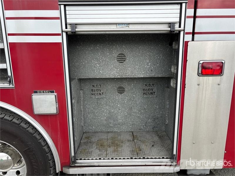 Spartan Motors Gladiator 6x4 Crew Cab Fire Truck شاحنات حريق