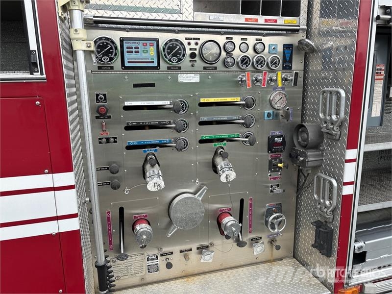 Spartan Motors Gladiator 6x4 Crew Cab Fire Truck شاحنات حريق