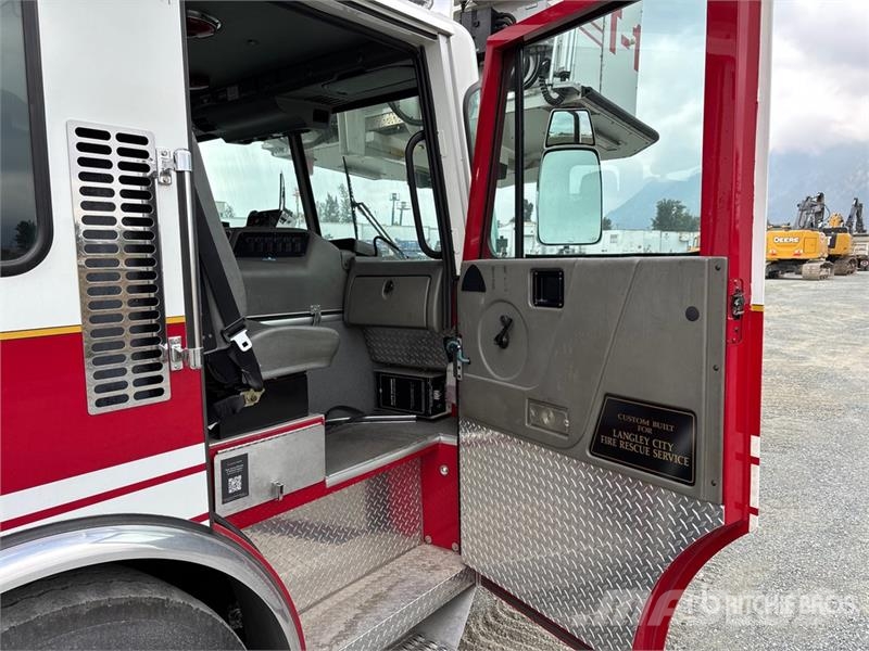 Spartan Motors Gladiator 6x4 Crew Cab Fire Truck شاحنات حريق