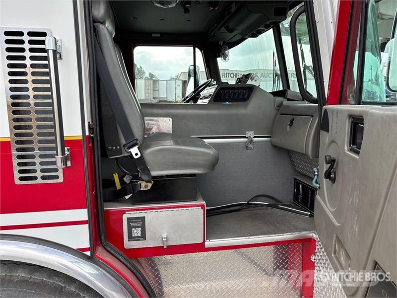 Spartan Motors Gladiator 6x4 Crew Cab Fire Truck شاحنات حريق