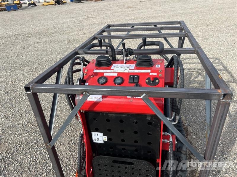  SSL60-RED Mini Compact Track Loader (Unused) Skid steer mini utovarivači