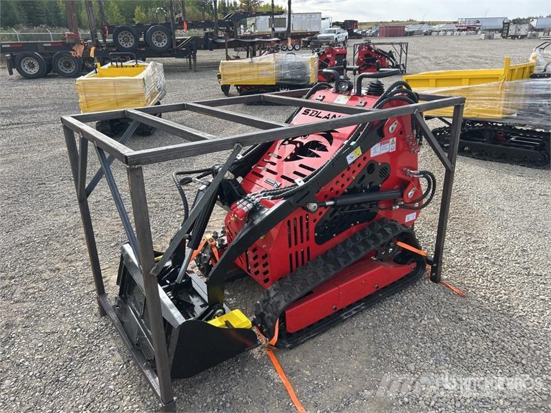 SSL60-RED Mini Compact Track Loader (Unused) Smykem řízené nakladače