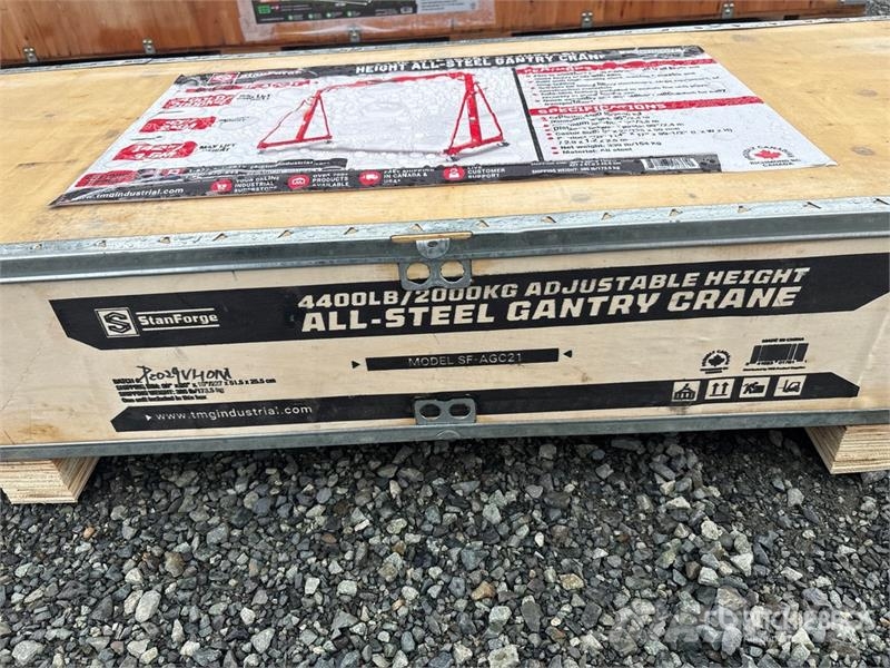 StanForge AGC21 4400 lb Adjustable Height All-Stee 천장 주행용 기중기 및 갠트리 크레인