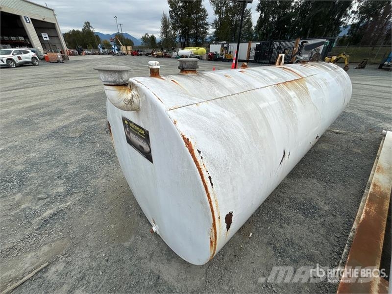  Steelcraft Clemmer 4500 L Portable Steel Fuel Tank Serbatoi per carburante e additivi