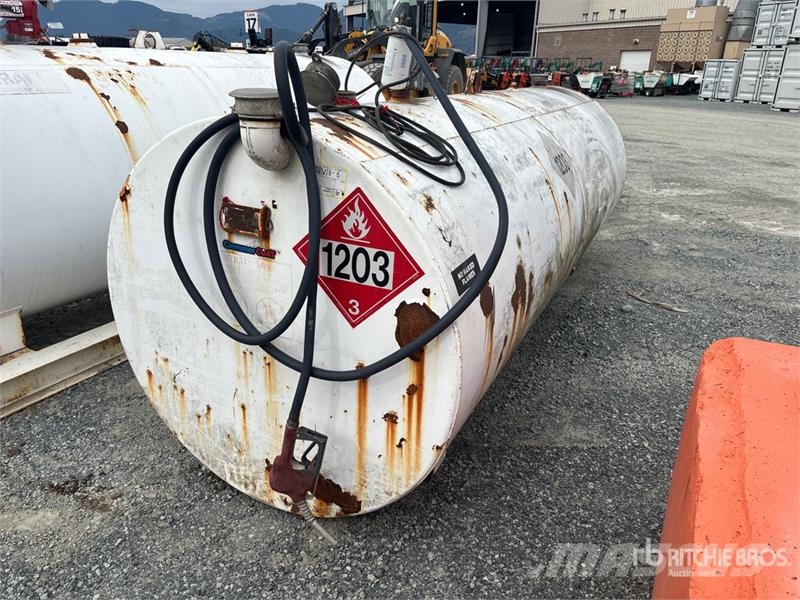  Steelcraft Clemmer 4500 L Portable Steel Fuel Tank Serbatoi per carburante e additivi