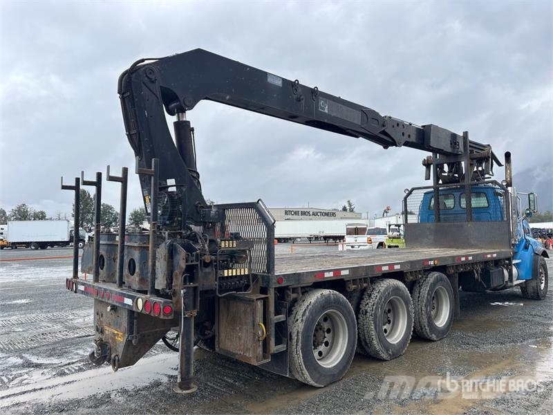 Sterling 335K-4 7500 lb Straight Boom on Sterling 8x6 Boom شاحنات الرافعات