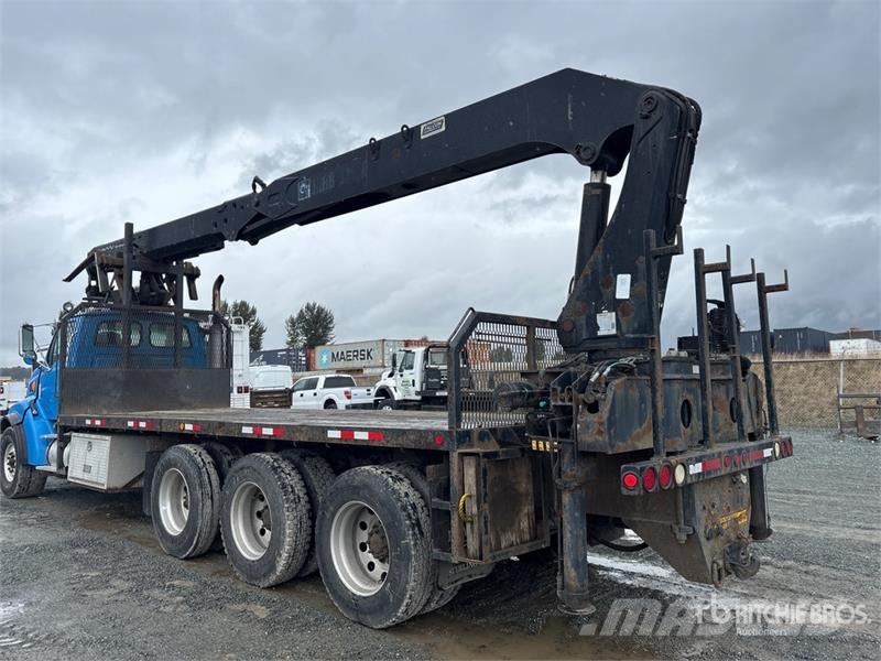 Sterling 335K-4 7500 lb Straight Boom on Sterling 8x6 Boom شاحنات الرافعات