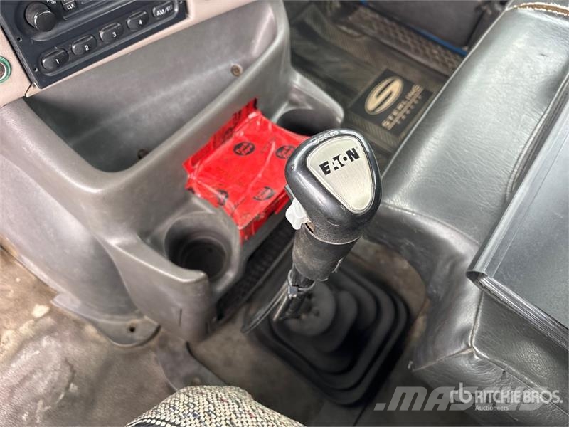 Sterling L9500 Автомобильные краны