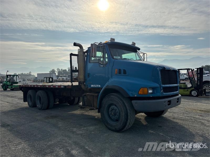 Sterling L9500 Camion con sponde ribaltabili