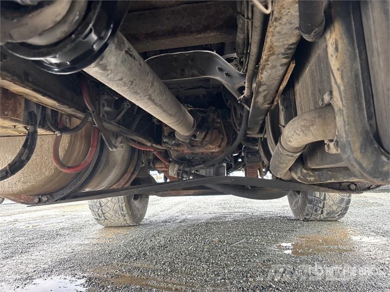 Sterling L9500 Автомобильные краны